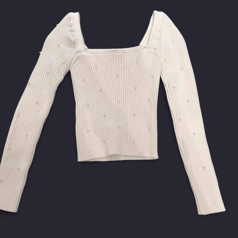 Elegant Cream Ribbed Knit Top